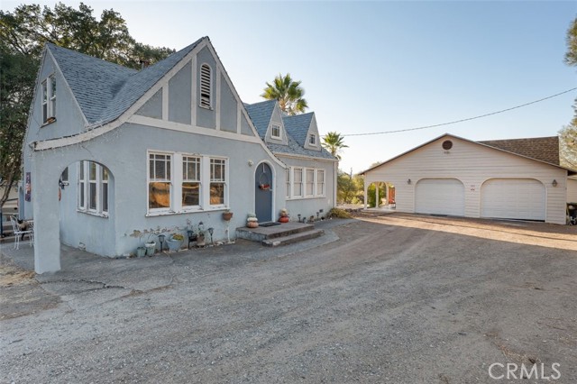 5860 Live Oak Drive, Kelseyville