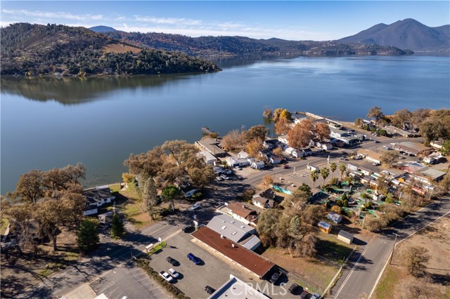 14270 Lakeshore Drive, Clearlake