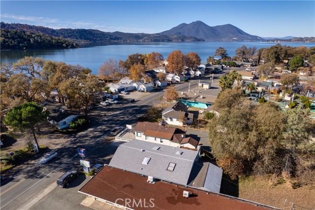 14270 Lakeshore Drive, Clearlake