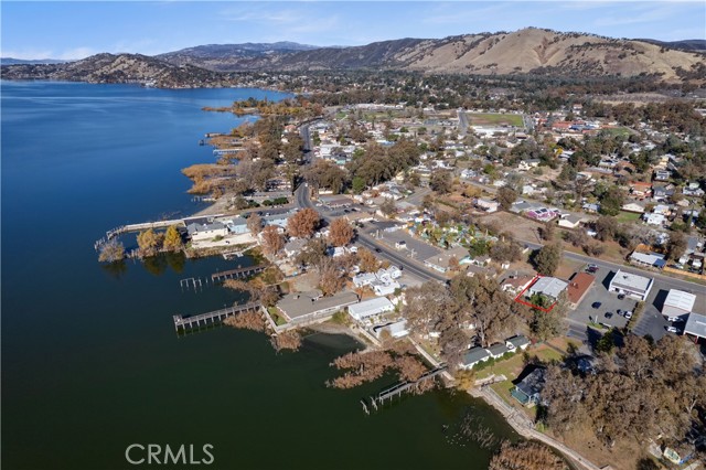 14270 Lakeshore Drive, Clearlake