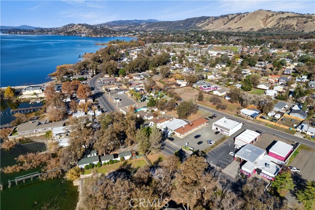 14270 Lakeshore Drive, Clearlake