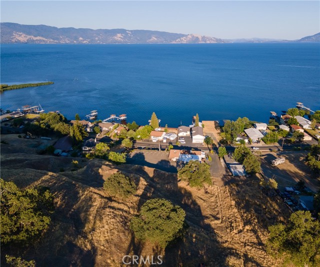 3755 Lakeshore Boulevard, Lakeport