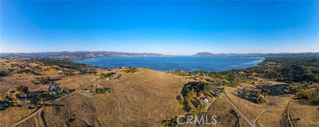 3755 Lakeshore Boulevard, Lakeport