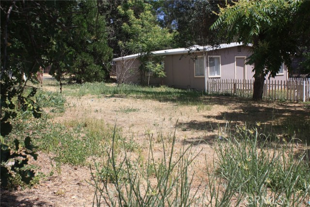 5582 Cottage Avenue, Clearlake