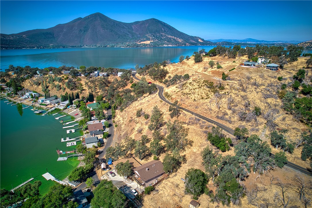 11663 Lakeshore Drive, Clearlake