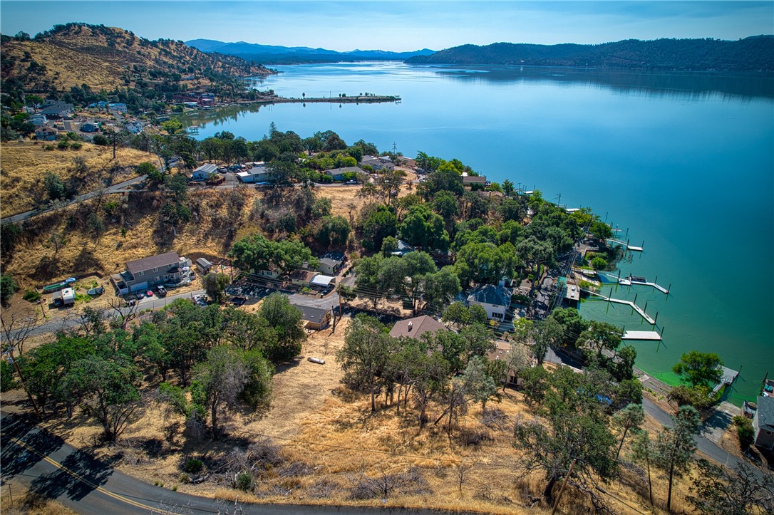 11663 Lakeshore Drive, Clearlake