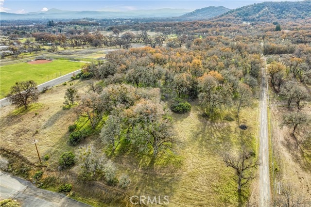 1282 Creekside Drive, Lakeport