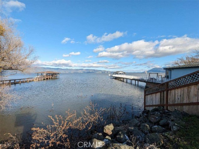 2832 Lakeshore Boulevard, Lakeport