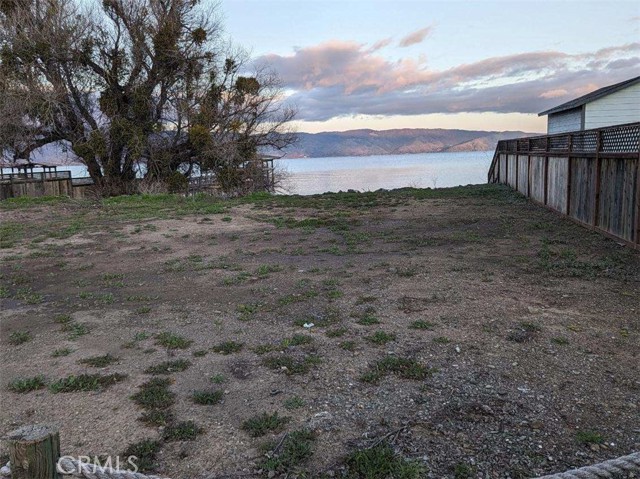 2832 Lakeshore Boulevard, Lakeport