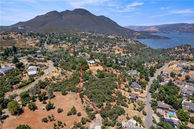 9779 Mount Hood Way, Kelseyville