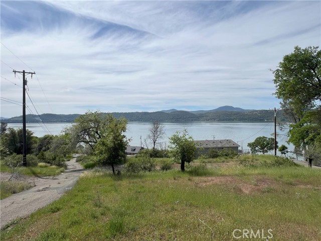 3651 Parkview Drive, Clearlake