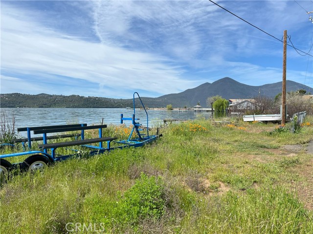 3721 Parkview Drive, Clearlake