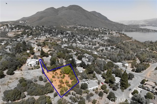 9785 Mount Hood Way, Kelseyville