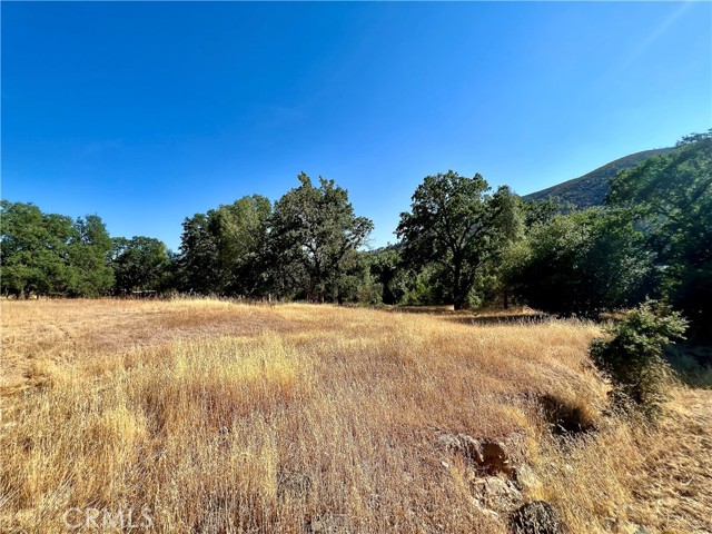 1843 New Long Valley Road, Clearlake Oaks