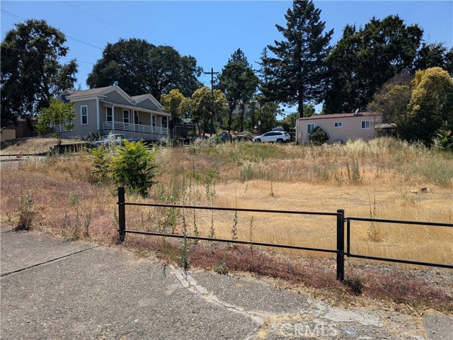 455 N Forbes Street, Lakeport