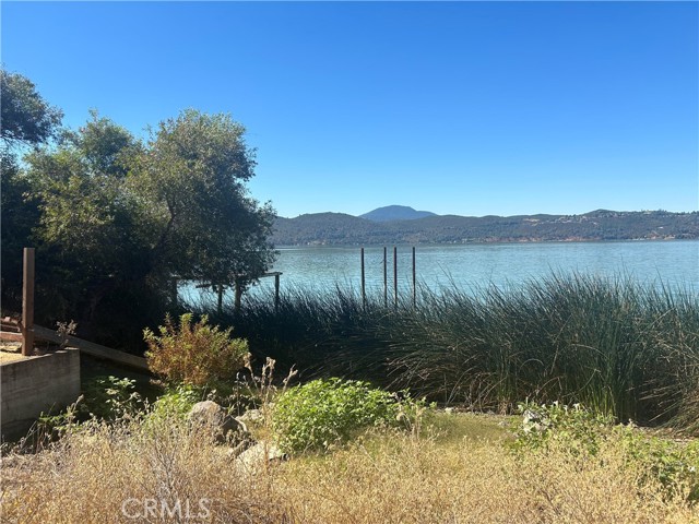 12691 Lakeshore Drive, Clearlake