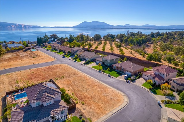 2755 Lizzie Lane, Lakeport