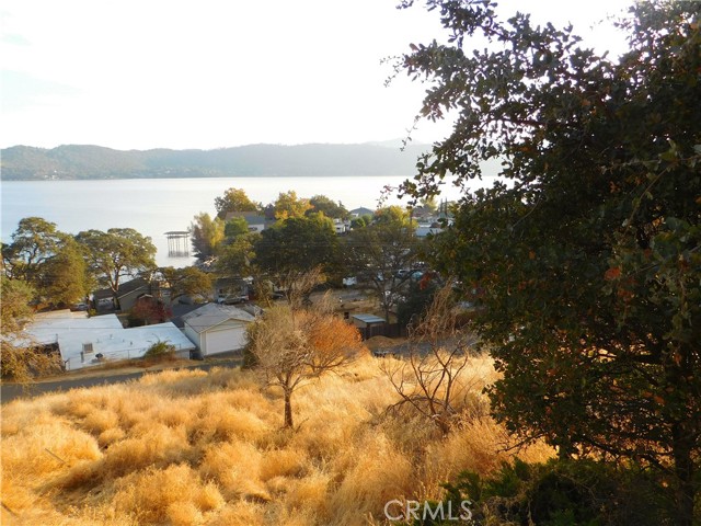 12971 San Joaquin Avenue, Clearlake