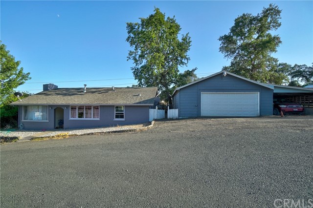 3725 Lakeshore Boulevard, Lakeport