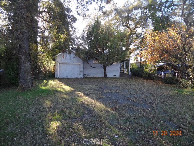 14095 Lakeshore Drive, Clearlake