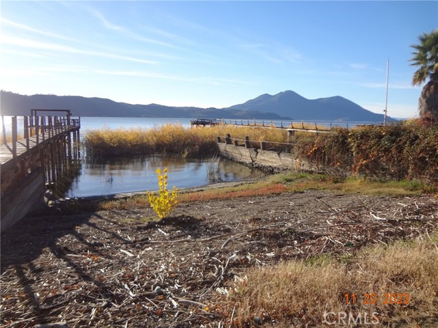 14095 Lakeshore Drive, Clearlake