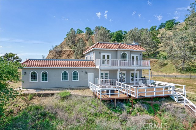 11115 Lakeshore Drive, Clearlake