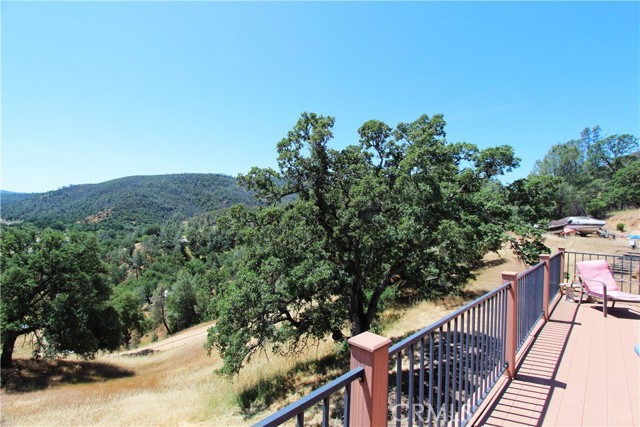 16300 Navajo Trail, Clearlake Oaks