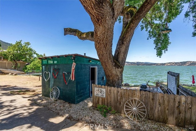 9308 Konocti Bay Road, Kelseyville