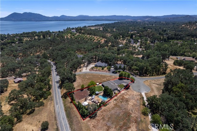 650 Oak Park Way, Lakeport