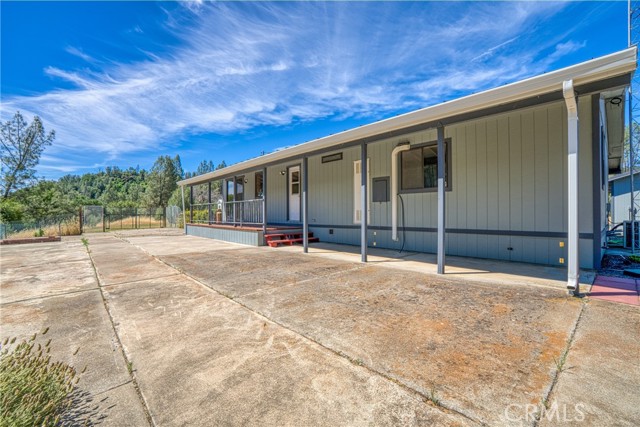 1540 New Long Valley Road, Clearlake Oaks