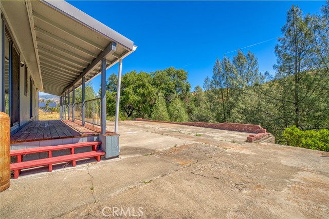 1540 New Long Valley Road, Clearlake Oaks