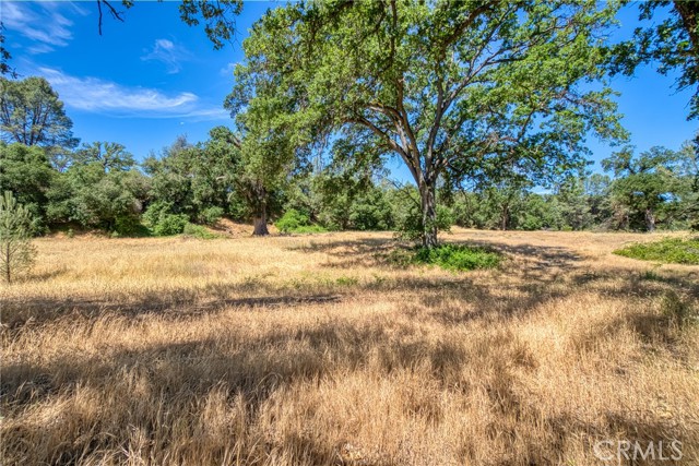 1540 New Long Valley Road, Clearlake Oaks