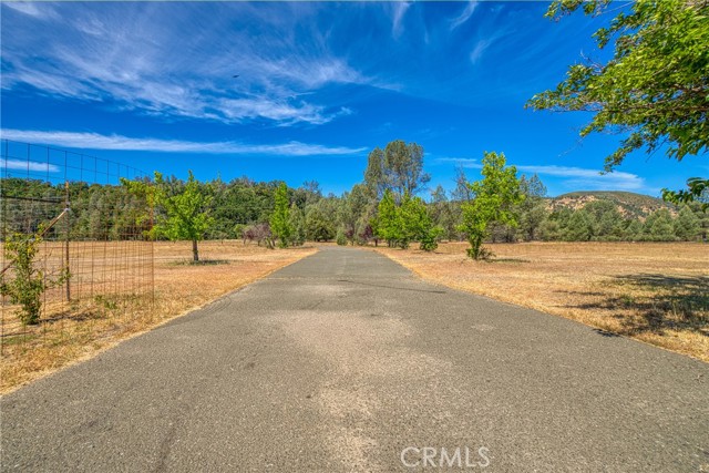 1540 New Long Valley Road, Clearlake Oaks