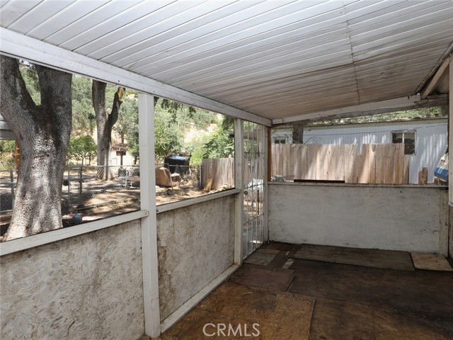 12701 Center Way, Clearlake Oaks