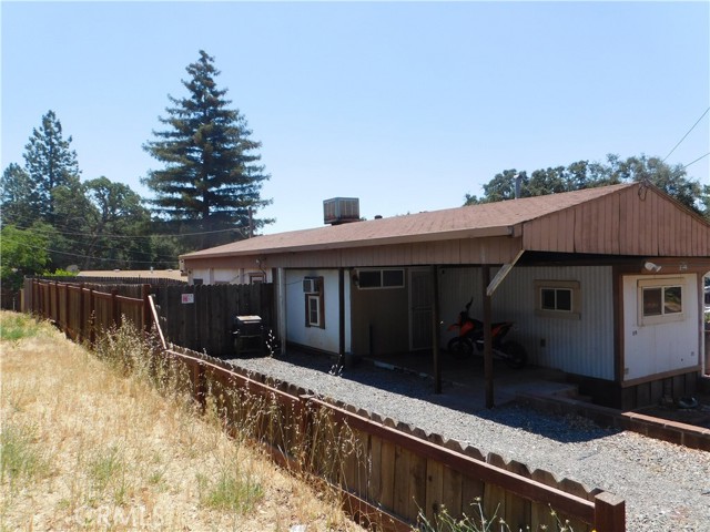 15245 Highland Avenue, Clearlake