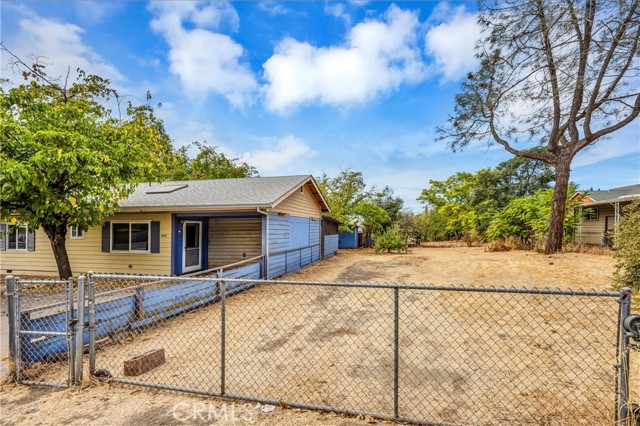 4331 Sunset Avenue, Clearlake