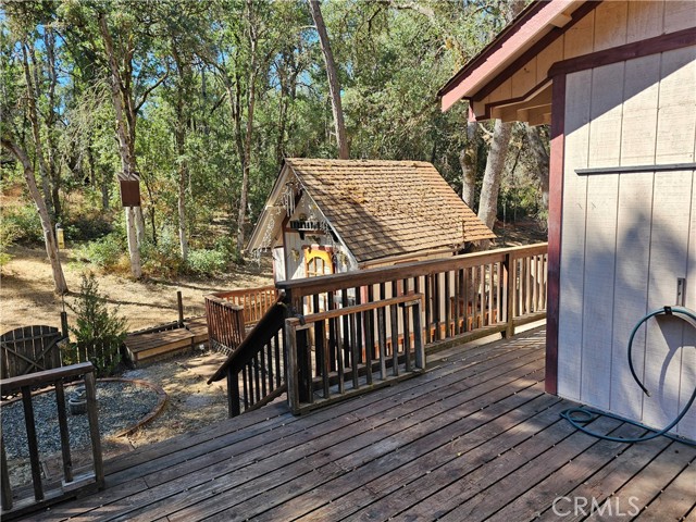 5532 Pine Avenue, Clearlake