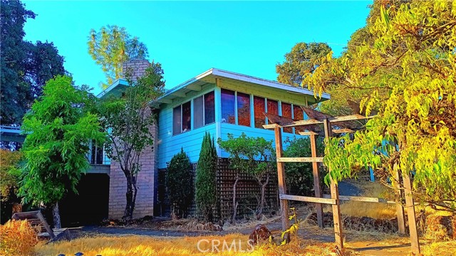 12929 Oak Knoll Avenue, Clearlake Oaks