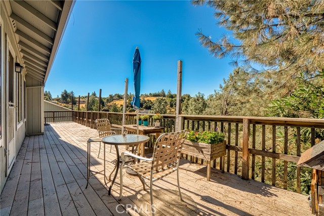 10367 Walnut Way, Kelseyville