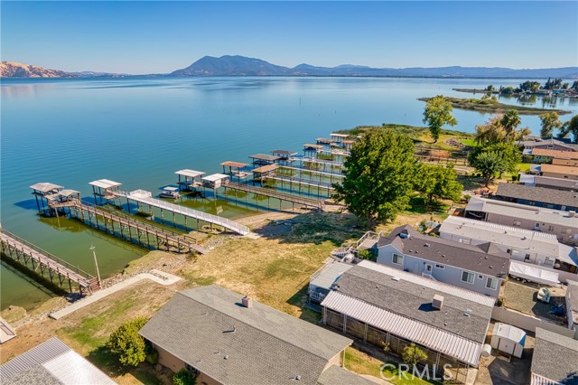 4356 Lakeshore Boulevard, Lakeport