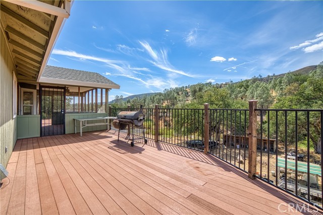 3409 Wolf Creek Road, Clearlake Oaks