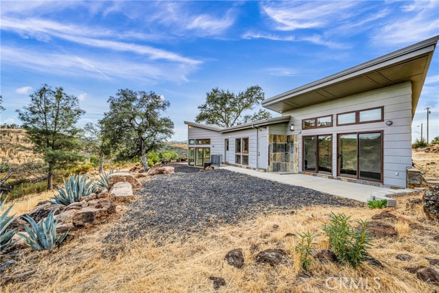 21504 Yankee Valley Road, Hidden Valley Lake