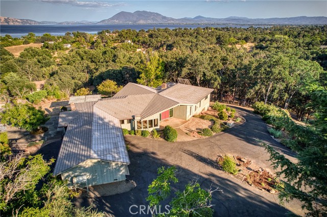 807 Crystal Lake Way, Lakeport