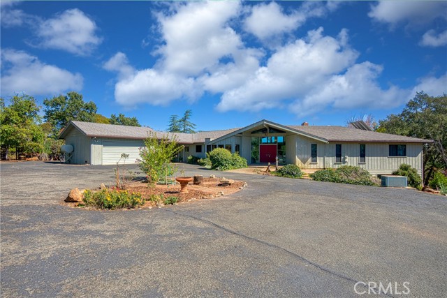 807 Crystal Lake Way, Lakeport