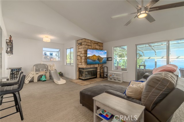 2957 Marina View Drive, Kelseyville