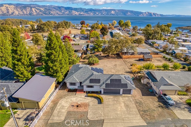 4330 Oak Avenue, Lakeport