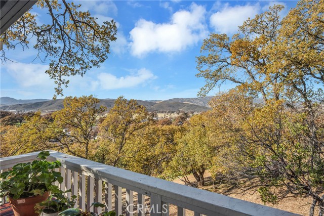 19191 Moon Ridge Road, Hidden Valley Lake